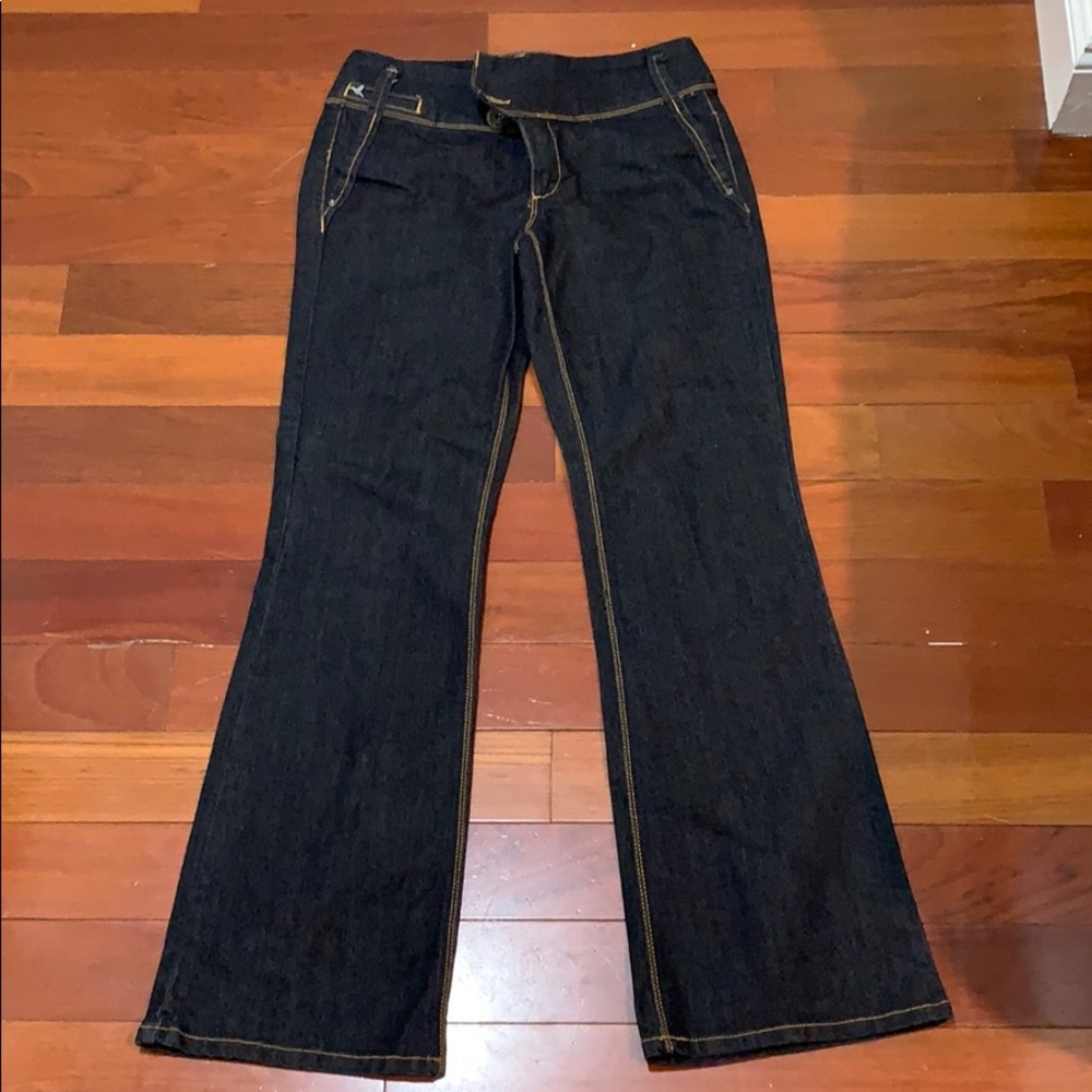 Women’s blue jeans